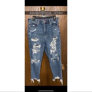 American Eagle Stretch Highest Rise Mom Jean Size 12 SHORT